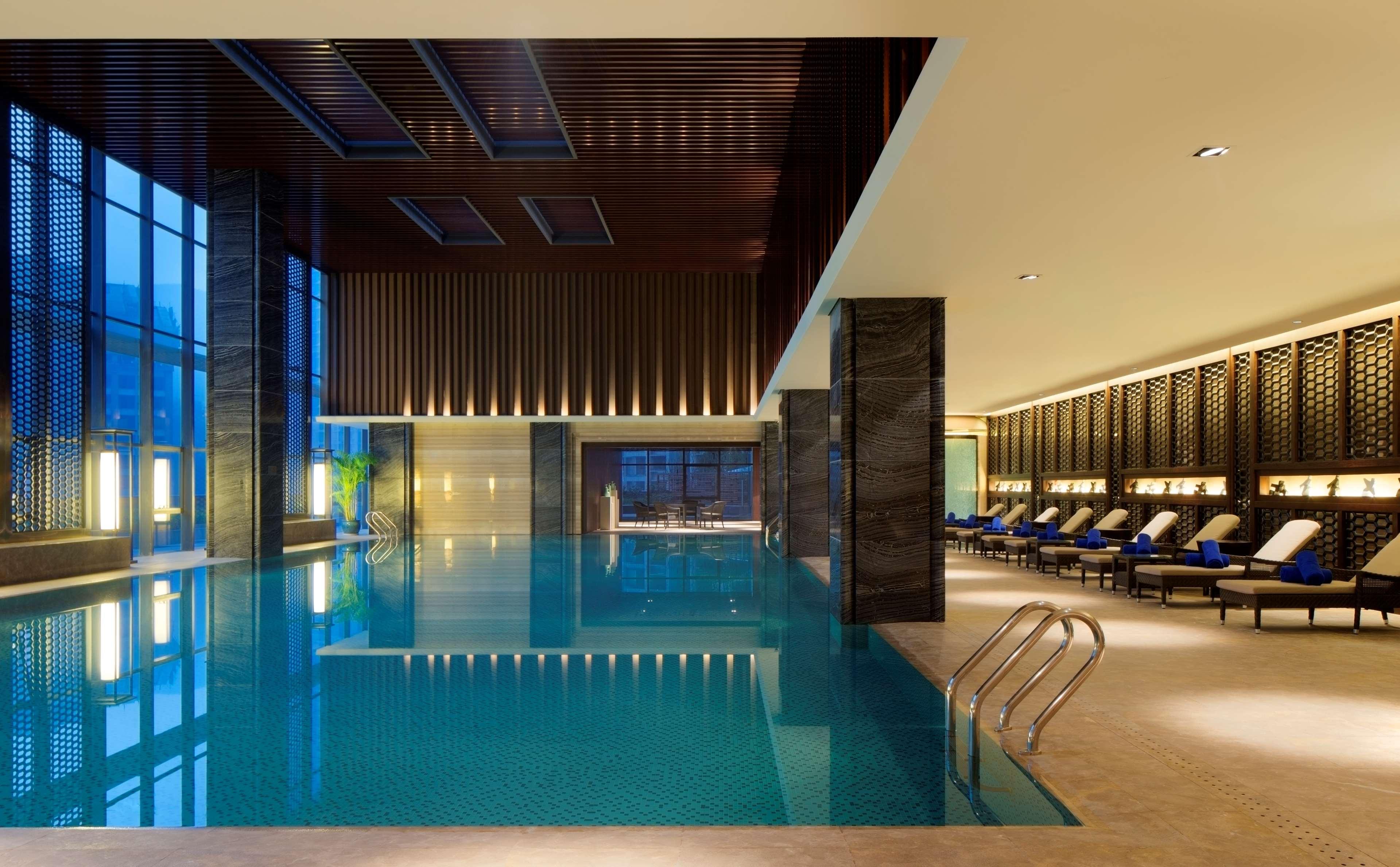 Chongqing Ronghui Grand Hotel Экстерьер фото