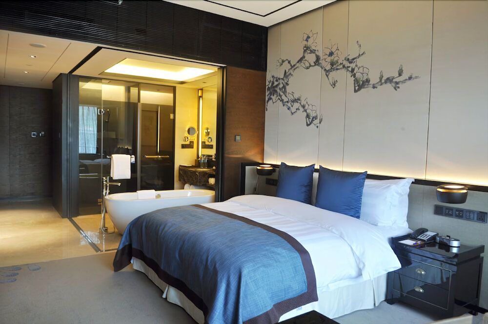 Chongqing Ronghui Grand Hotel Экстерьер фото